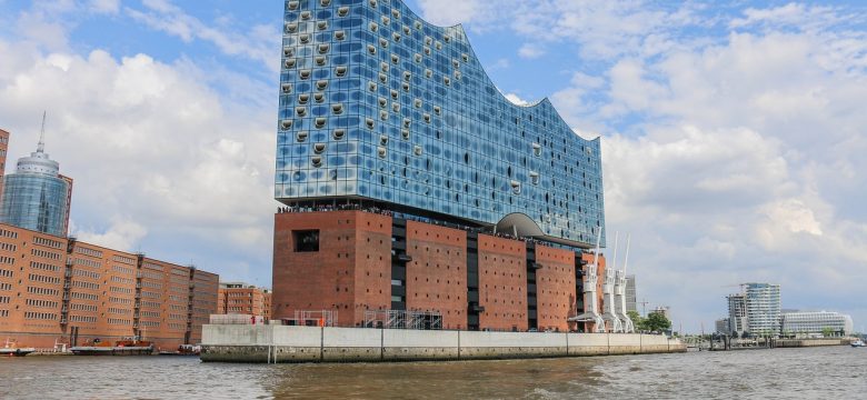 Hamburg von oben: Aussichtsplattformen und Dachterrassen