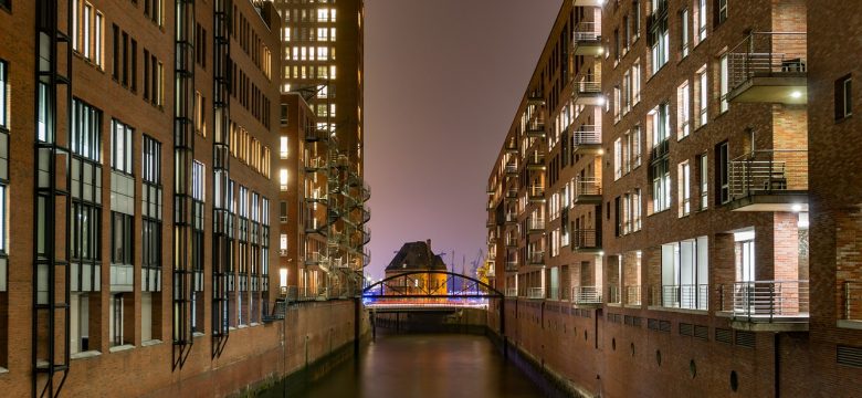 Hamburg für Architekturbegeisterte: Moderne Bauten und historische Highlights