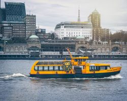 Hamburg auf zwei Rädern: Fahrradtouren durch die Stadt