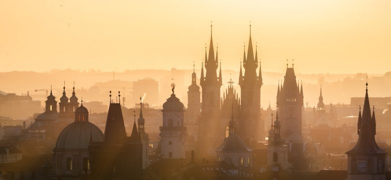 Main Title: Berliner versteckte Schätze: Orte abseits der Touristenpfade Berlin is known for its popular tourist attractions, but there are also hidden gems waiting to be discovered. This article will explore six lesser-known places in Berlin that are off the beaten path.